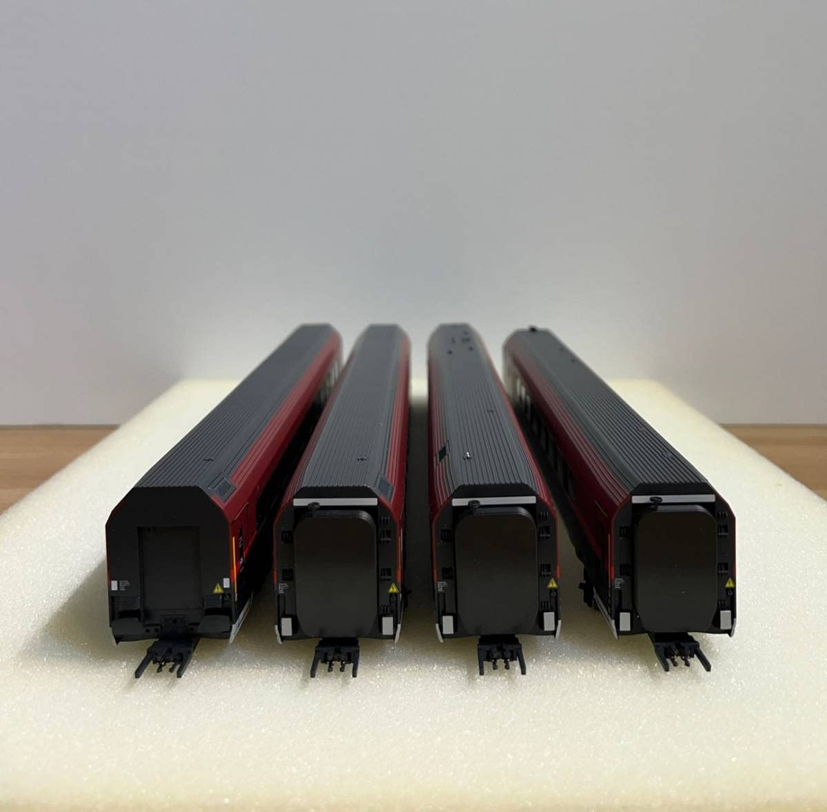 Amazon | ROCO HO 74038 Railjet OBB 4両セット DCC 全室照明付き