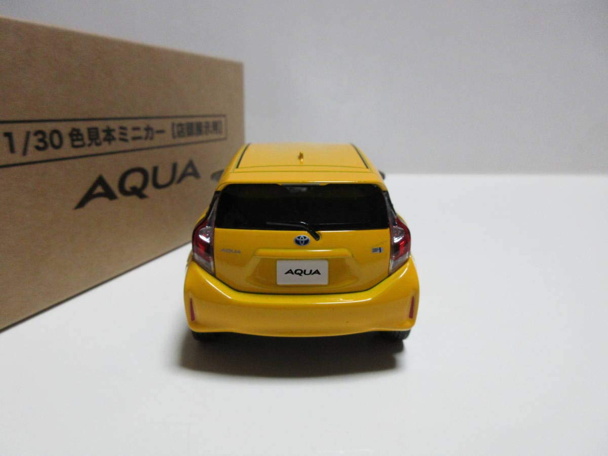 Amazon | 1/30 ミニカー アクア AQUA 後期 非売品 カラーサンプル