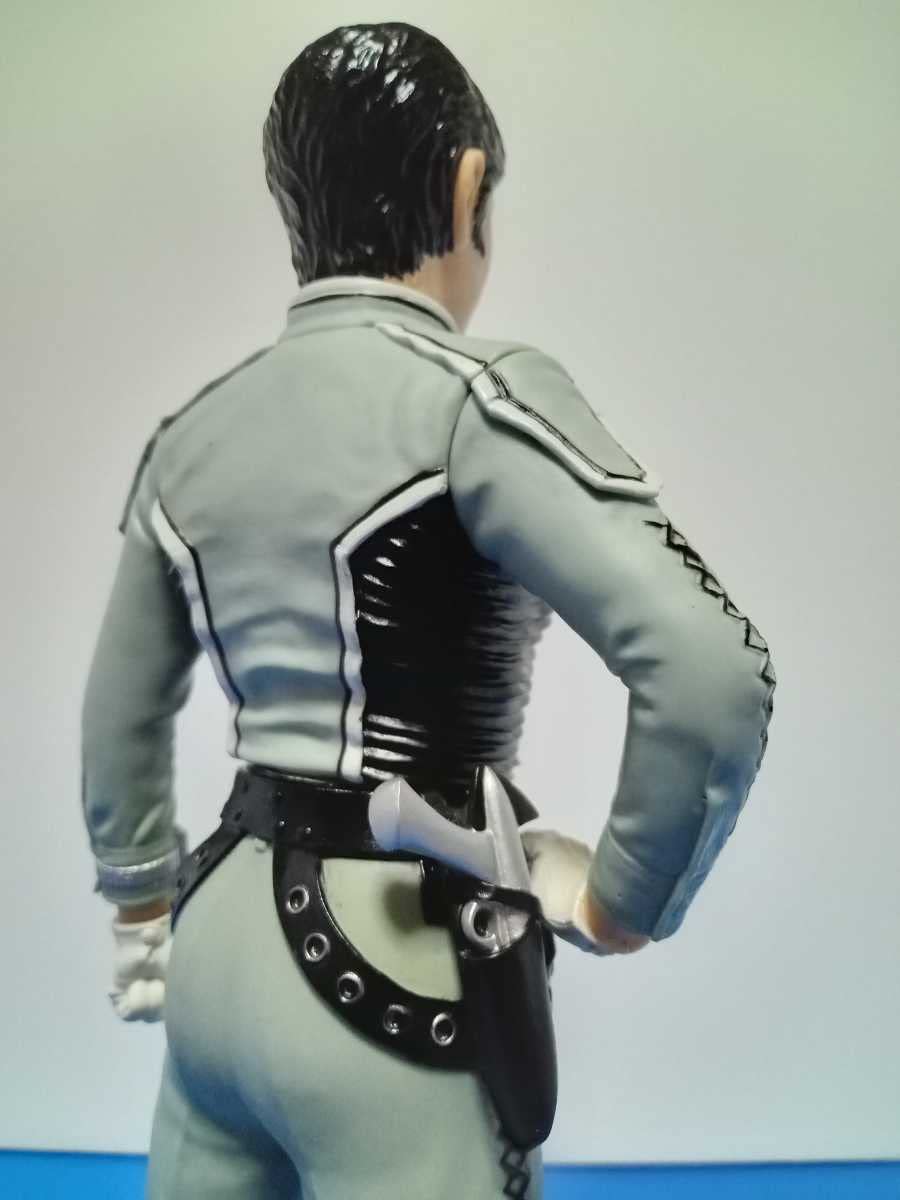 Amazon.co.jp: ウルトラセブン 地球防衛軍極東基地 ウルトラ警備隊