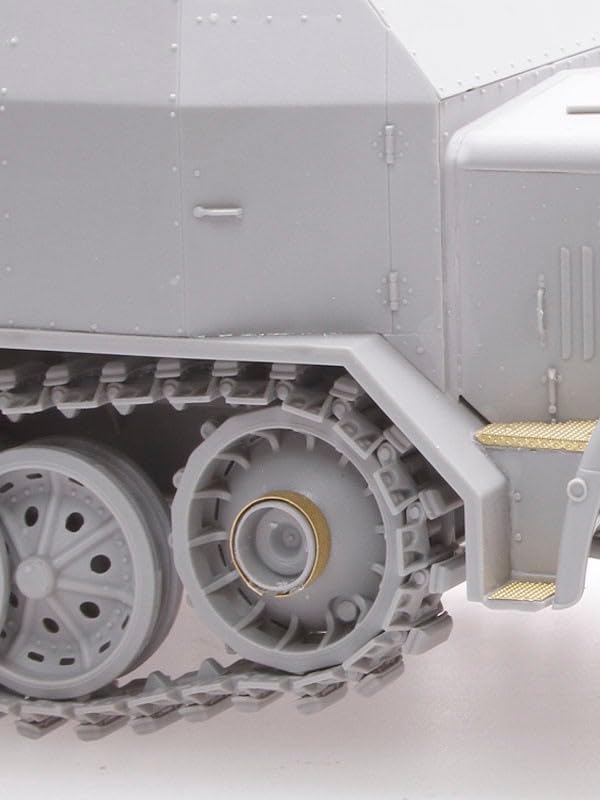 Amazon | ドラゴン 1/35 ドイツ軍 Sd.Kfz.7/2 装甲8tハーフトラック