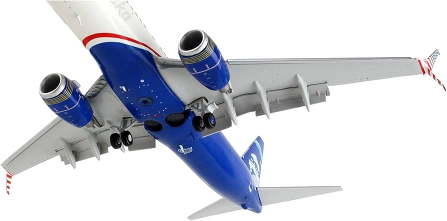 Amazon.com: GeminiJets Boeing 737-800 Commercial Aircraft with