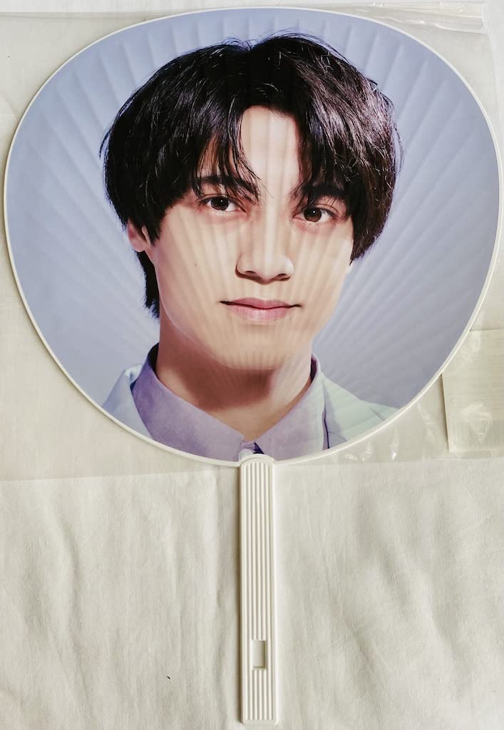 Amazon.co.jp: King & Prince 【 ジャンボうちわ （ 高橋海人