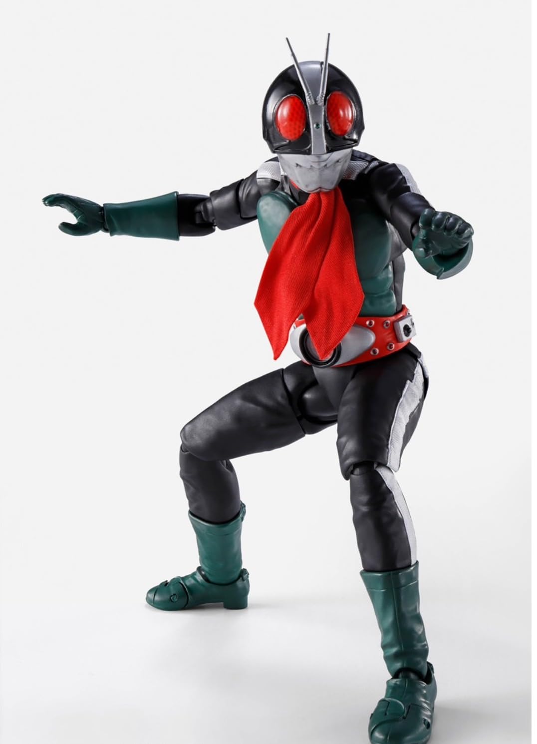 Amazon.co.jp: S.H.Figuarts（真骨彫製法） 仮面 ライダー旧2号（仮面
