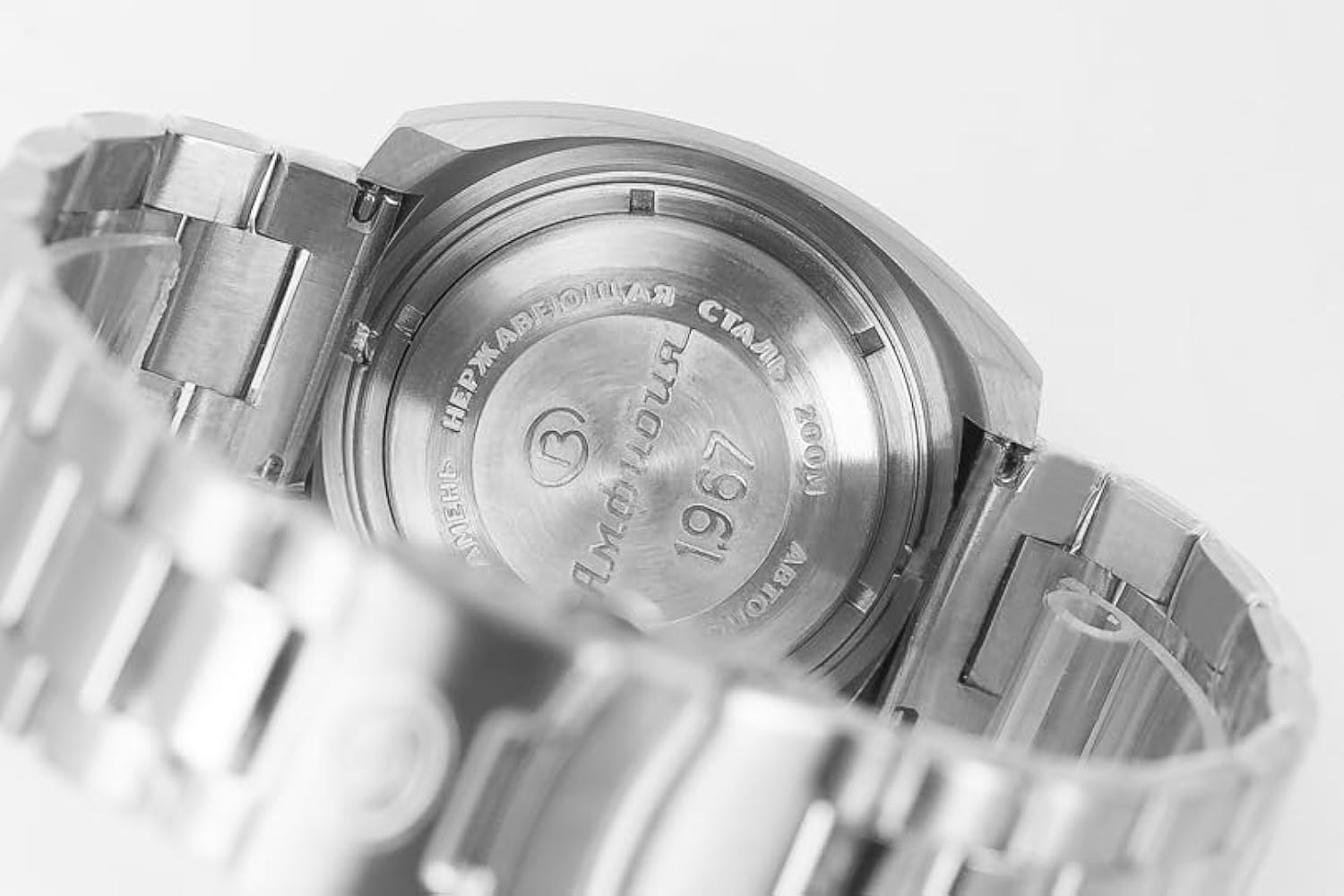 Amazon.com: Vostok Original Mens Watch Amphibia 90082A Classic 1st