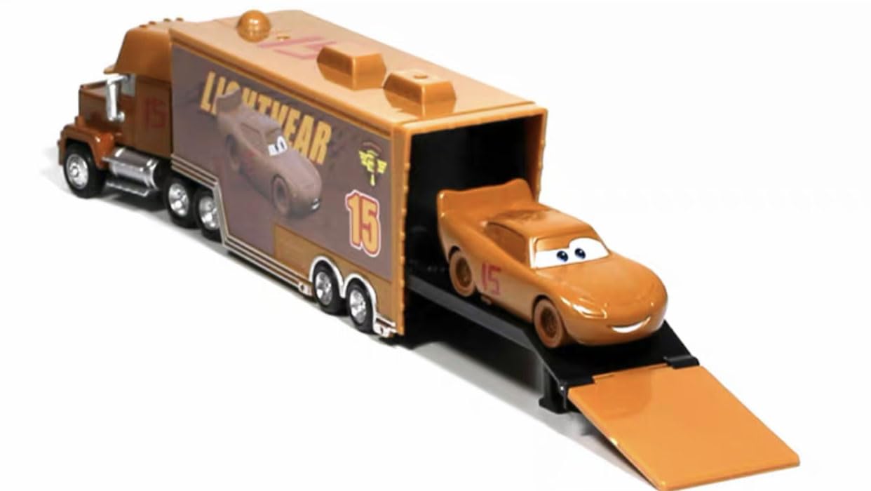 Amazon.co.jp: wltk 映画カーズ2 3トラックトーカー 運搬マック