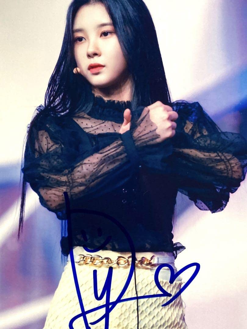 Amazon.co.jp: セール中…キムダヨン直筆サイン入り2Lサイズ写真…Kim Da