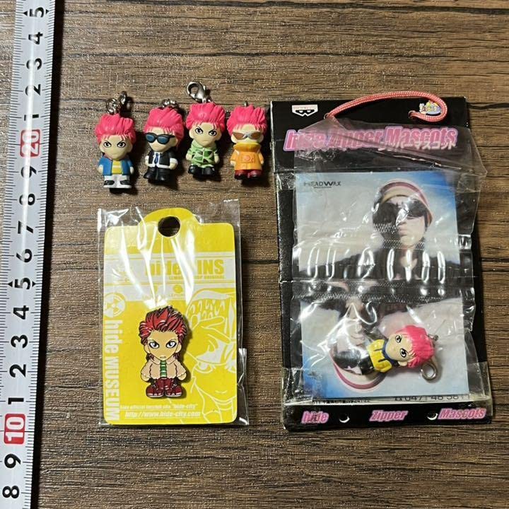 Amazon.co.jp: HIDE ミニフィギュアチャーム5種&ピンバッジセット X