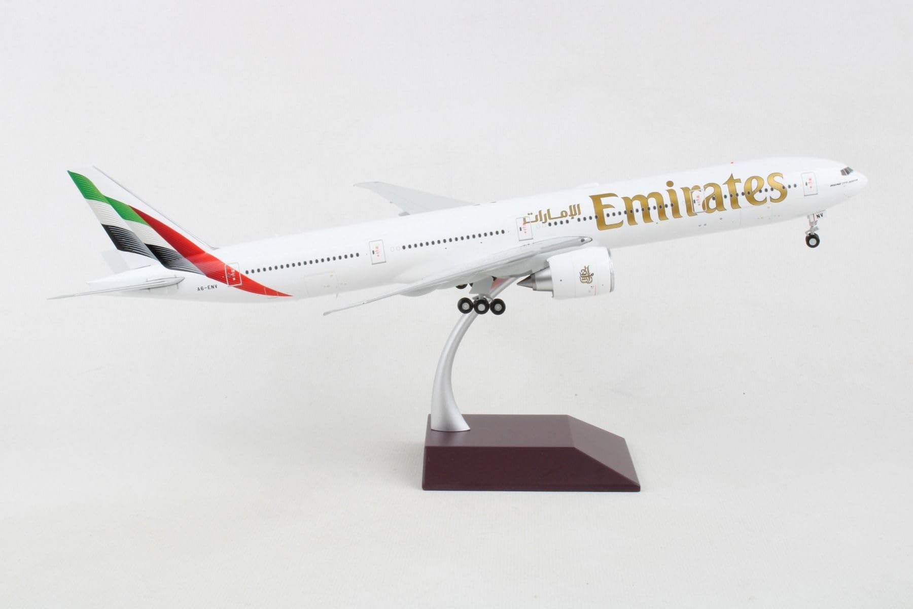エミレーツ航空 UAE 50周年記念モデル B777 1/200 エミレーツ航空 UAE