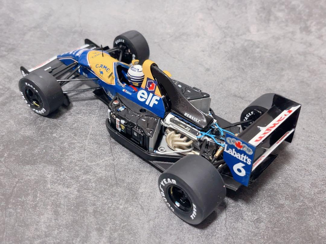 Amazon.co.jp: カスタム品 1／18 Quartzo ウィリアムズ ルノー FW14B