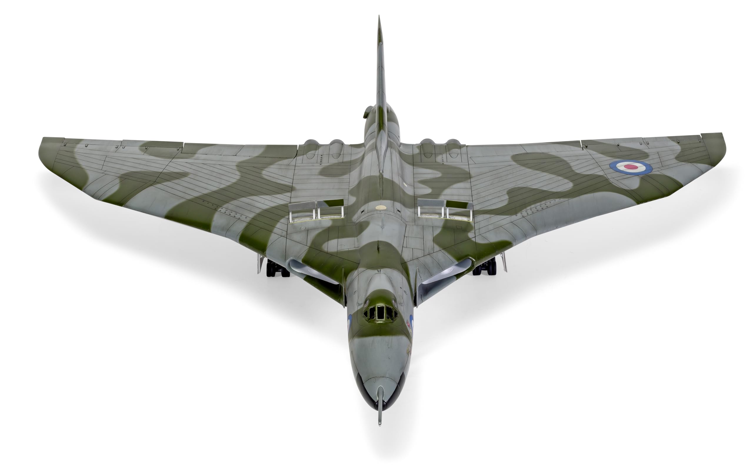 Amazon.com: Airfix Avro Vulcan B.2 1:72 Royal Military Aviation