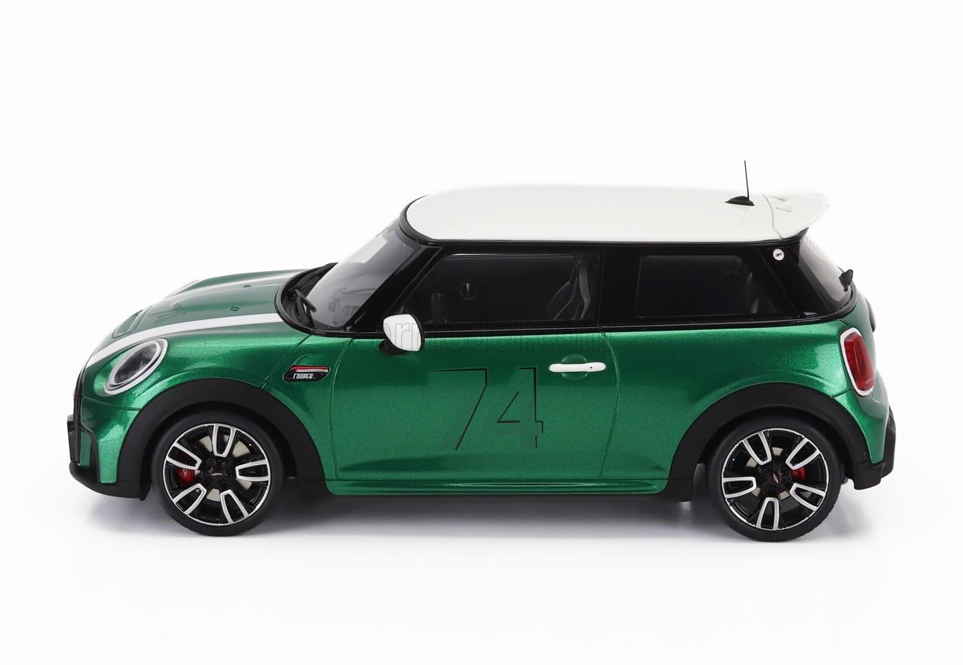 Amazon.co.jp: ミニカー 1/18 ミニクーパー F56 OTTO-MOBILE 1/18 MINI