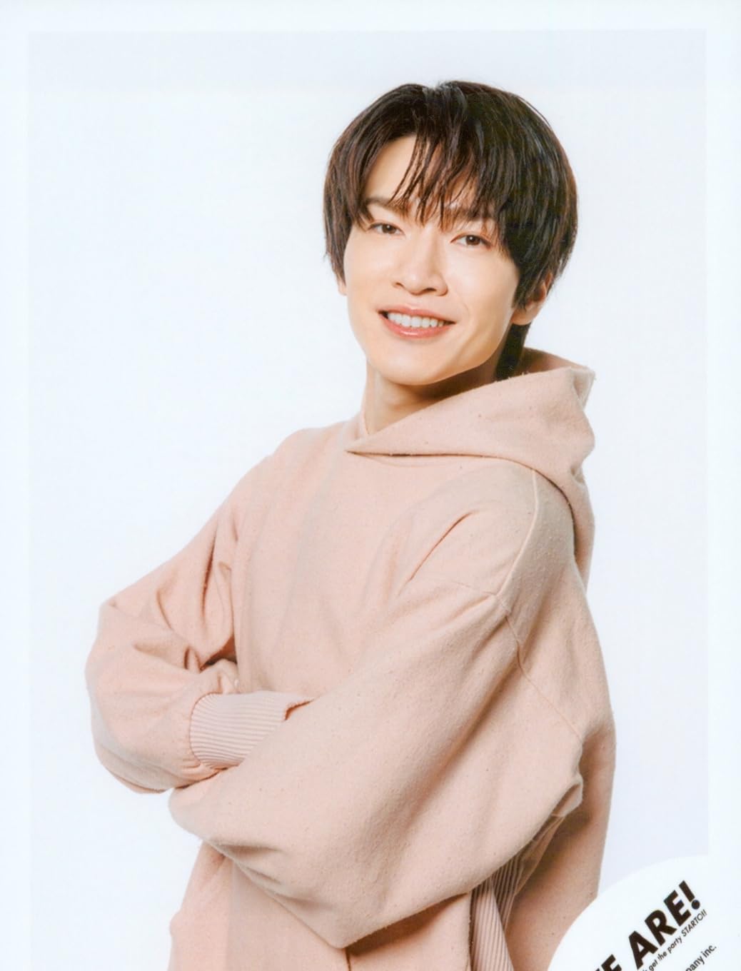 Amazon.co.jp: Snow Man 公式 生 写真（深澤辰哉）SM03321 : ホビー