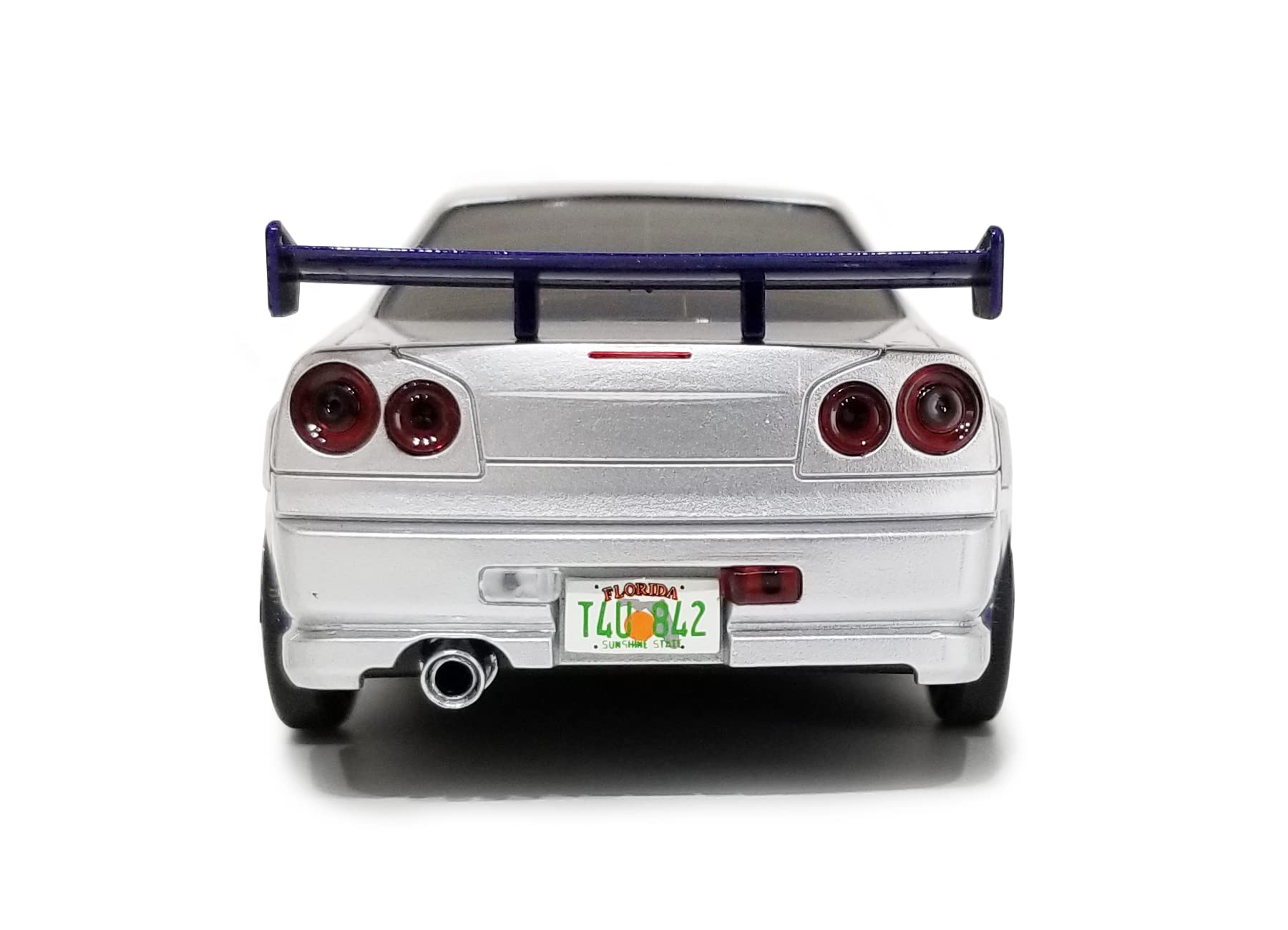 Amazon.co.jp: Nissan Skyline GT-R (BNR34) Car Power Bank Silver