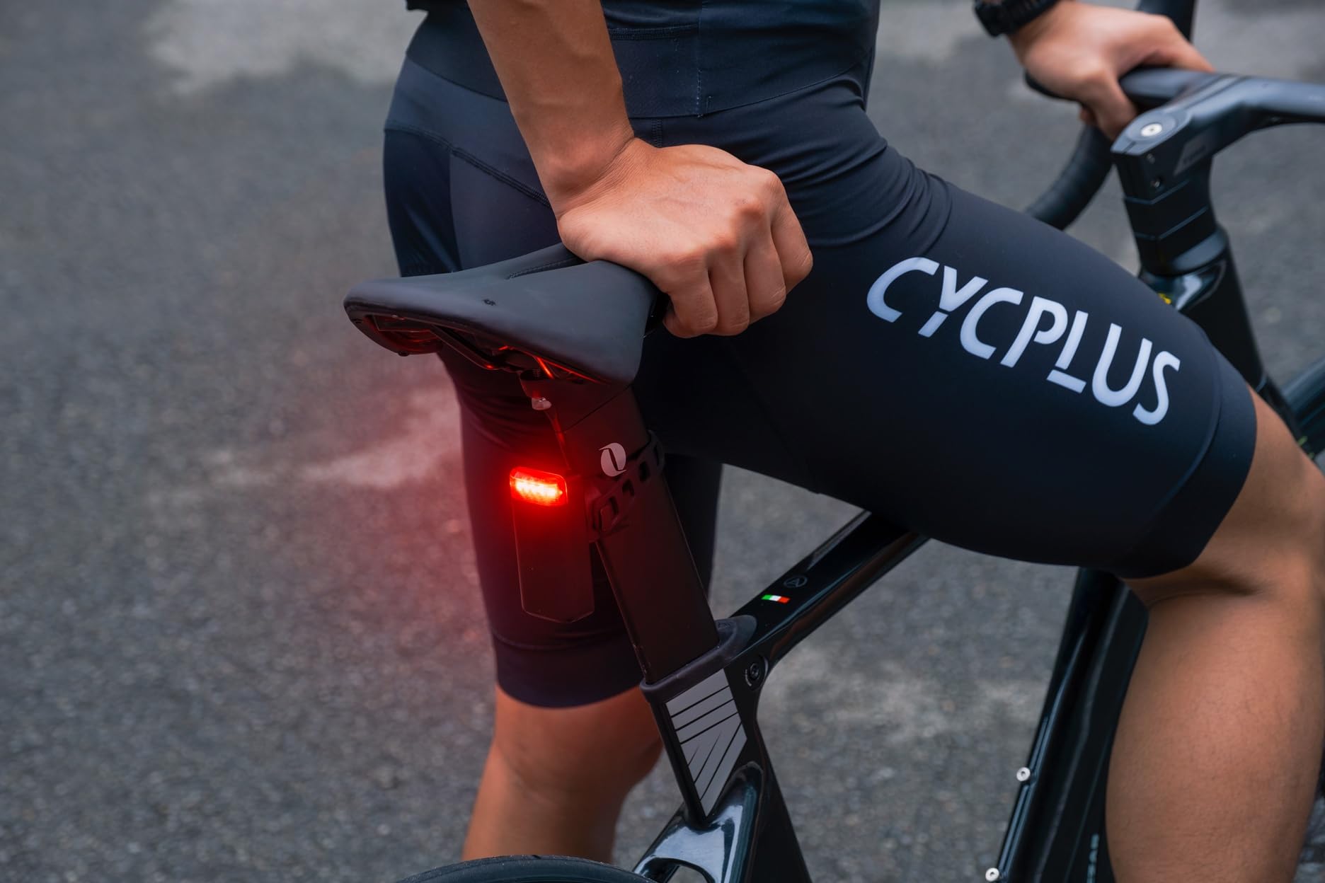 Amazon.co.jp: CYCPLUS(サイクプラス) L7(エルセブン) レーダーテール