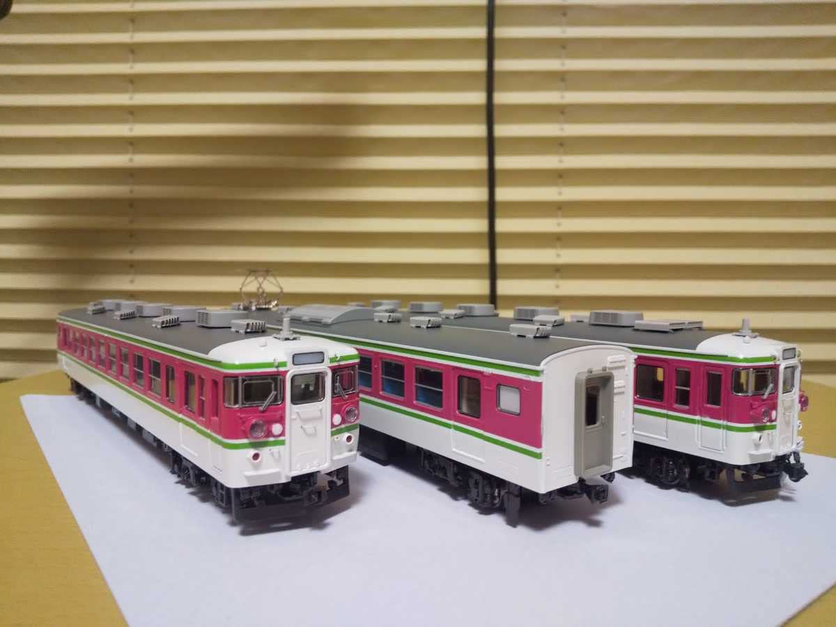 Amazon.co.jp: KATO(HO)165系 快速「ムーンライト」色 ピンク編成 3両
