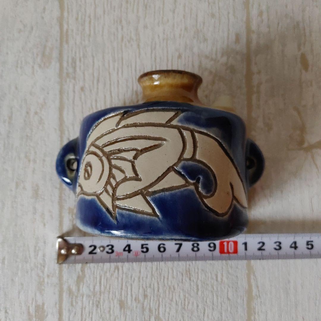 Amazon.co.jp: 沖縄 やちむん 壺屋焼 金城敏昭 魚文抱瓶 おちょこ