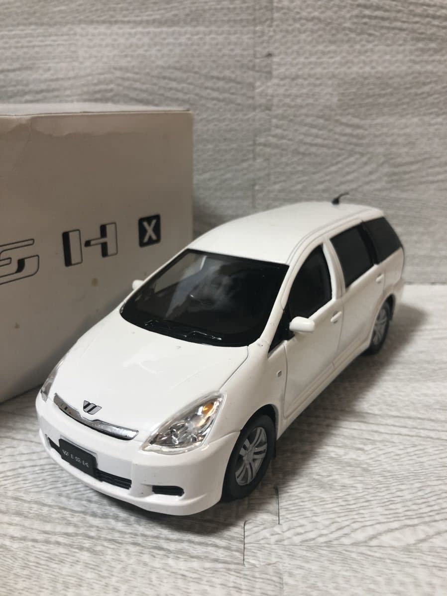 Amazon.co.jp: 1/24 トヨタ 初代ウィッシュ WISH X カラーサンプル