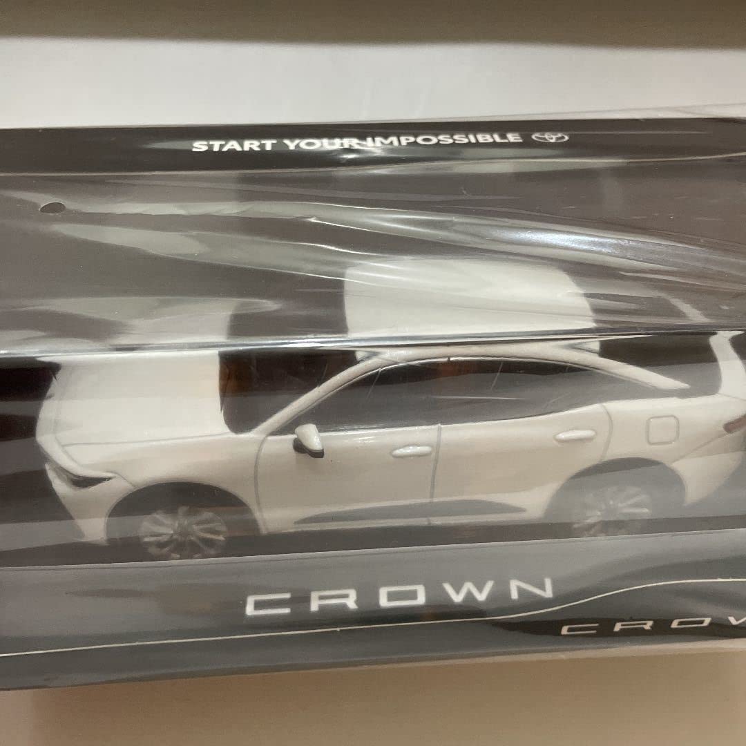 Amazon | トヨタ 新型クラウン 1/30 ミニカー カラーサンプル