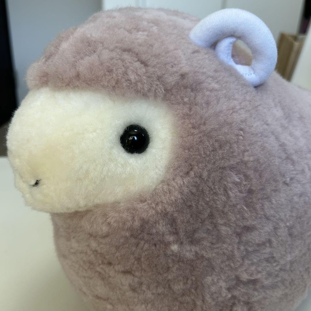 Amazon.co.jp: じぶんまくらムートンひつじ抱き枕 : ホーム＆キッチン