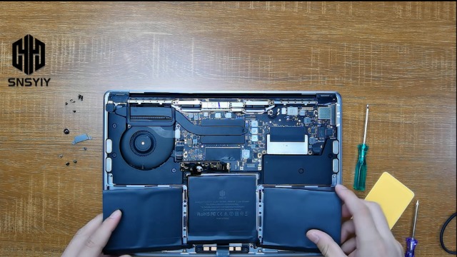 Amazon.co.jp: A1708 MacBook Pro バッテリー 高容 置換 MacBook Pro