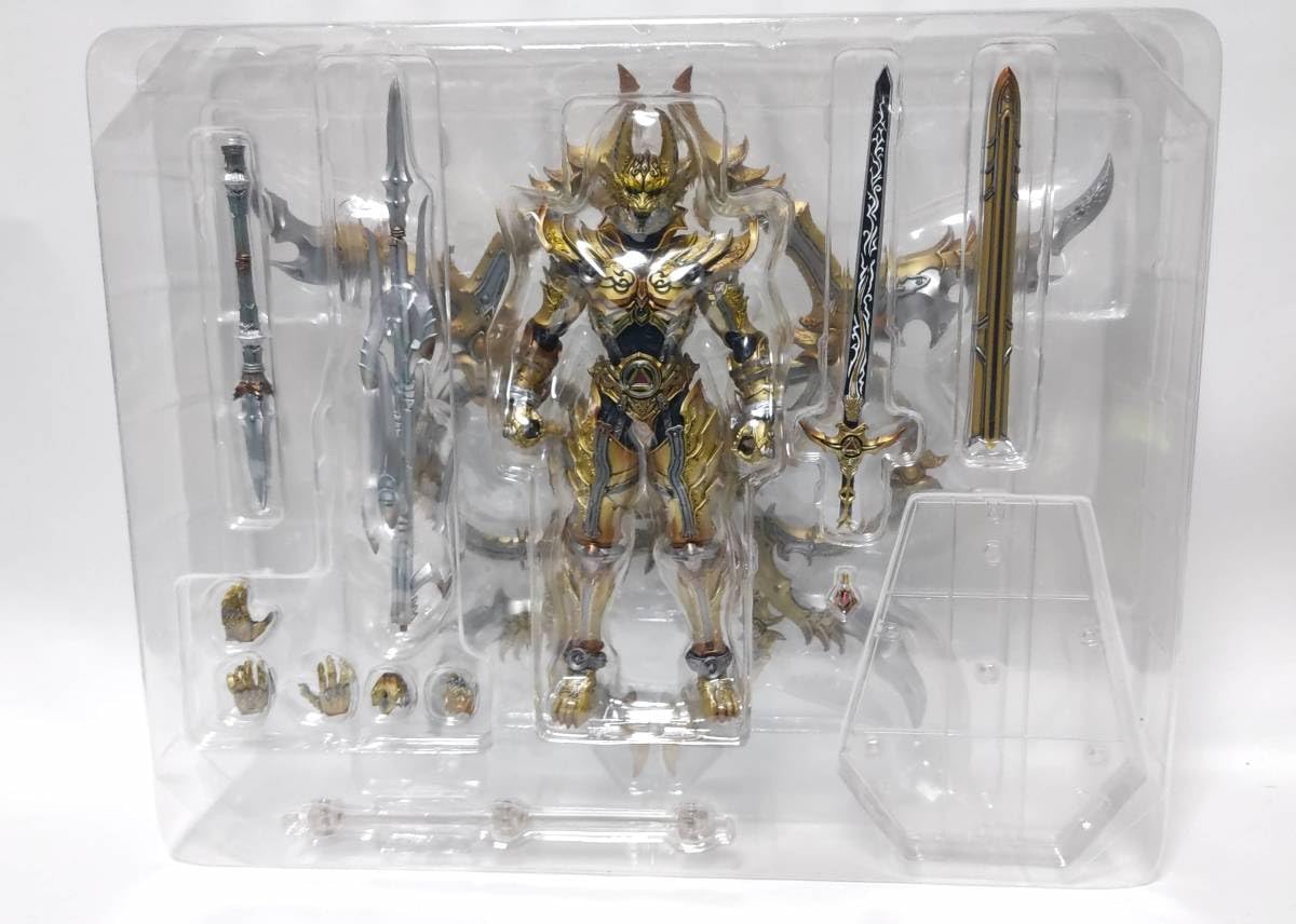 Amazon.co.jp: 牙狼 魔戒可動 鷹麟ガロ ｢牙狼-GARO-スペシャル 白夜の