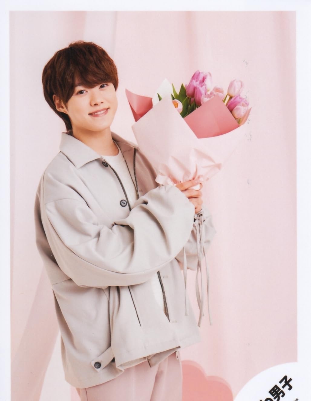 Amazon.co.jp: なにわ男子 公式 生 写真（大橋和也）J00979 : おもちゃ