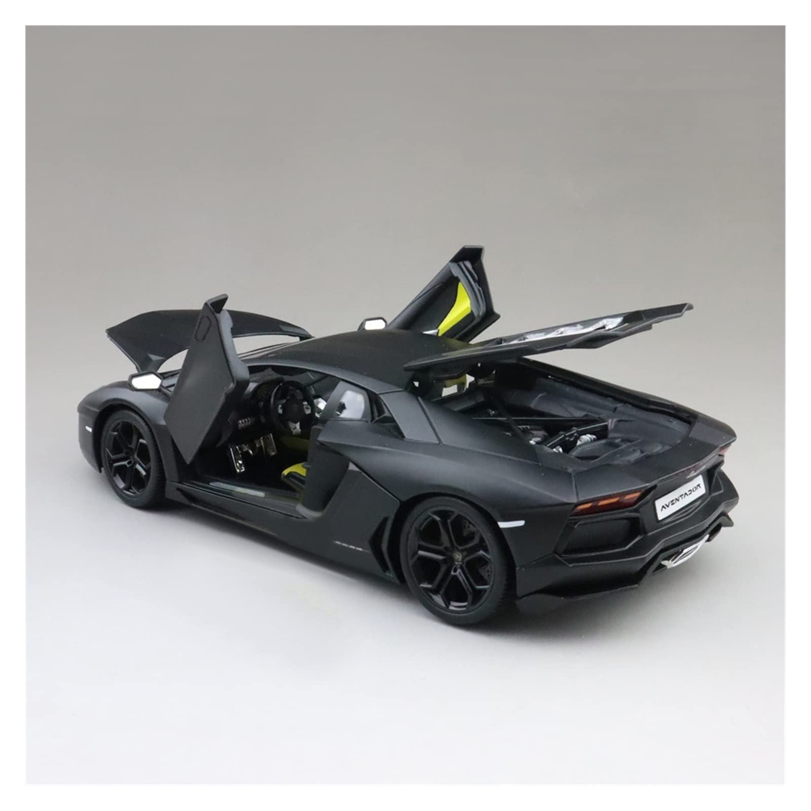 Amazon | 1:18 ランボルギーニ・アヴェンタドールに最適 LP700-4