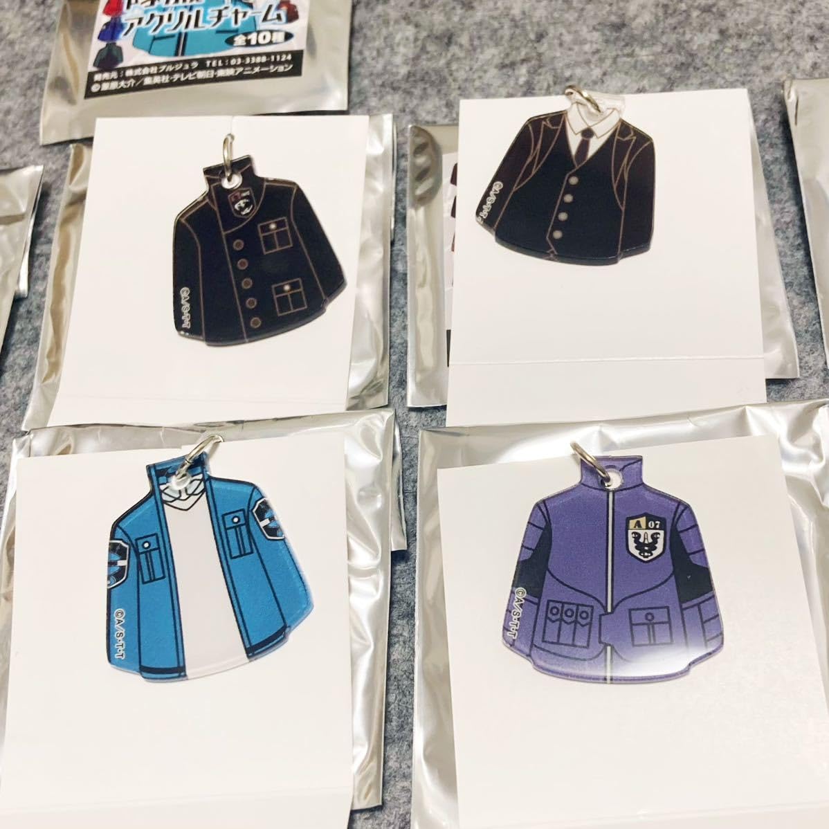 Amazon.co.jp: ワールドトリガー 隊服アクリルチャーム 全10種