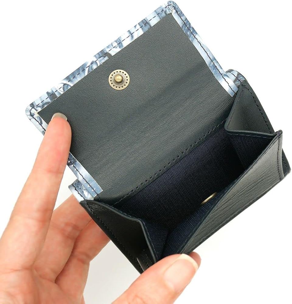 Amazon | [わちふぃーるど] 猫のダヤン ダヤン 本革 WCCロイヤルマイル