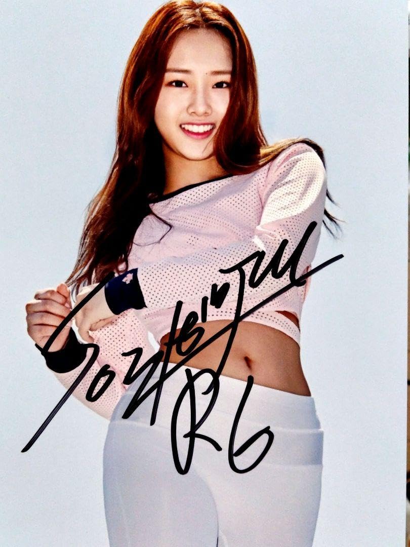 Amazon.co.jp: ソン ヨンジェ直筆サイン入り2Lサイズ写真‥Son Yeon Jae