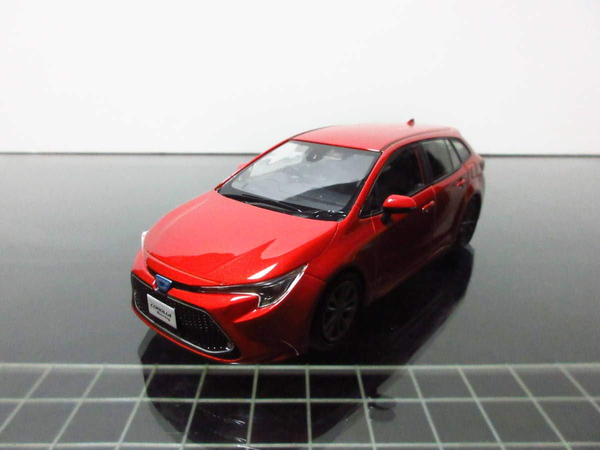 Amazon | 1/30 トヨタ カローラツーリング スカーレットメタリック