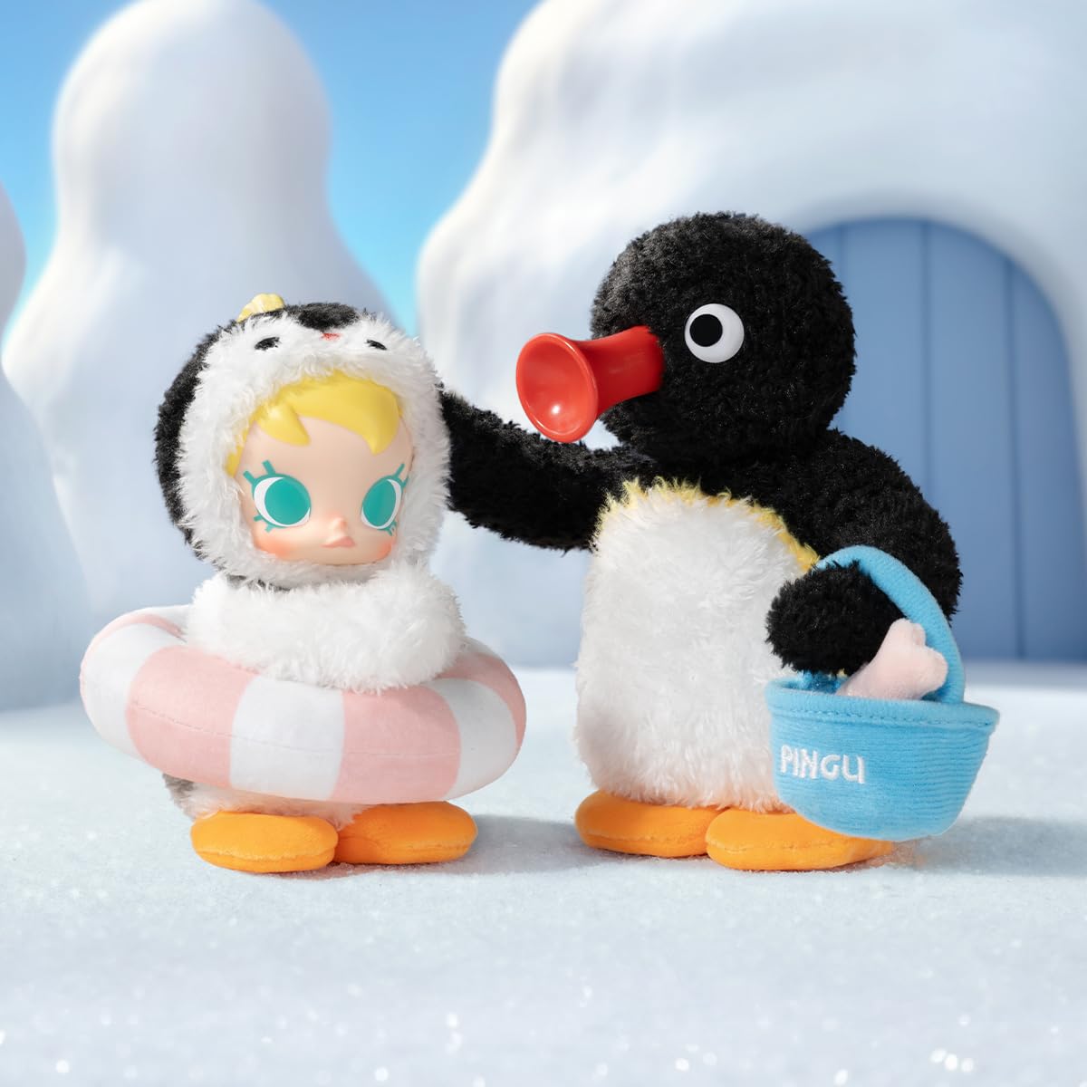 Amazon.co.jp: POP MART Baby Molly × Pingu Happy Fishing シリーズ
