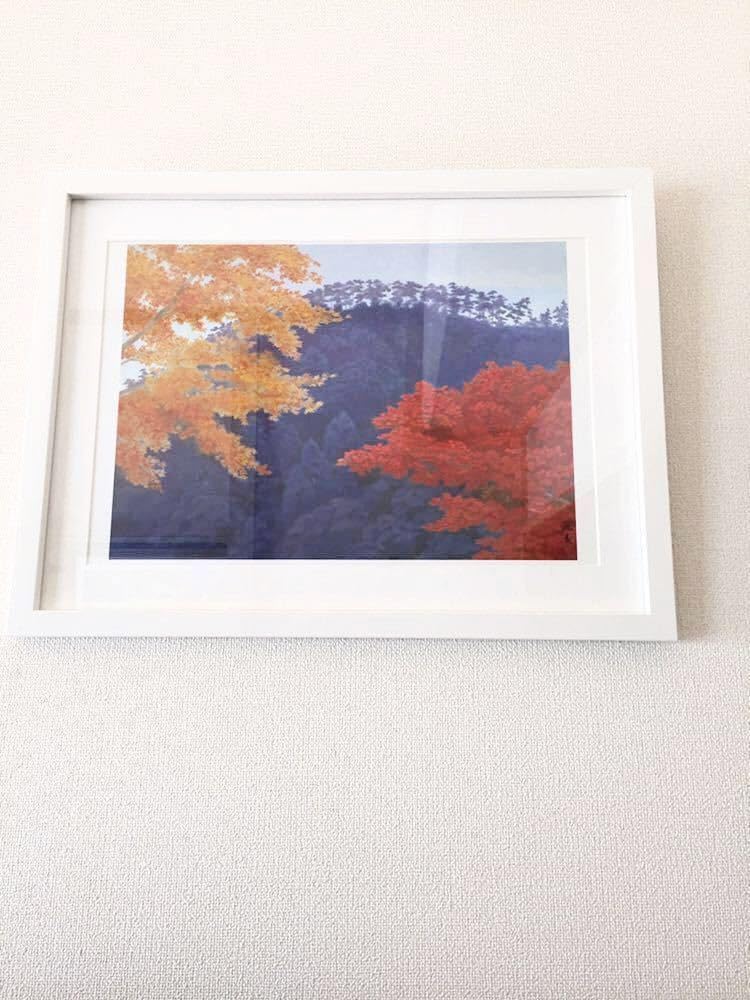 Amazon.co.jp: 東山魁夷絵柄24種展開「秋彩」額装 額 絵 印刷物 木製