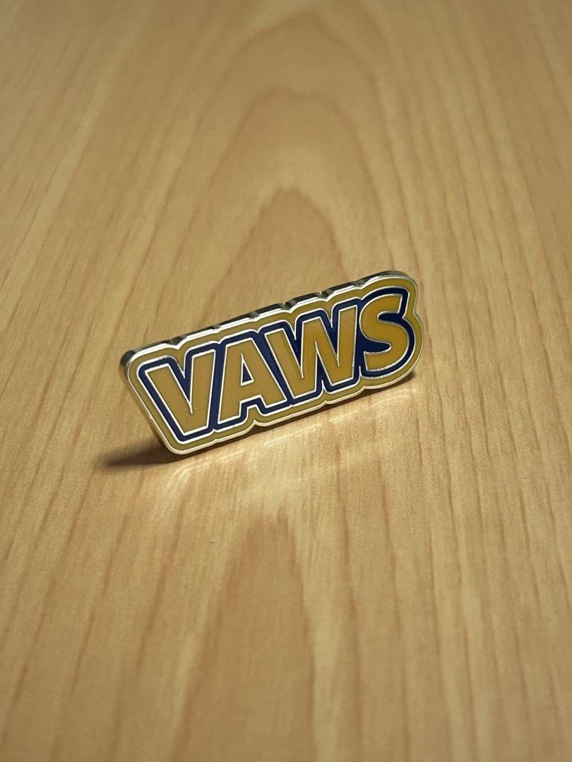 Amazon.co.jp: Vaundy ピンズ ピンバッチ VAWS ツアーラリーゴール特典