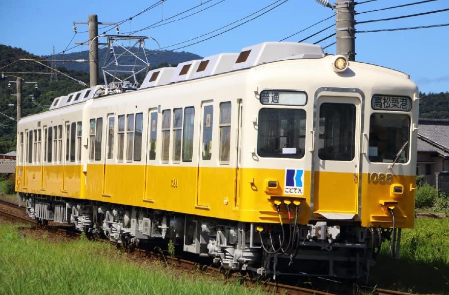 Amazon.co.jp: [NIPPONSEAL] ことでん×日本シール モケット クッション