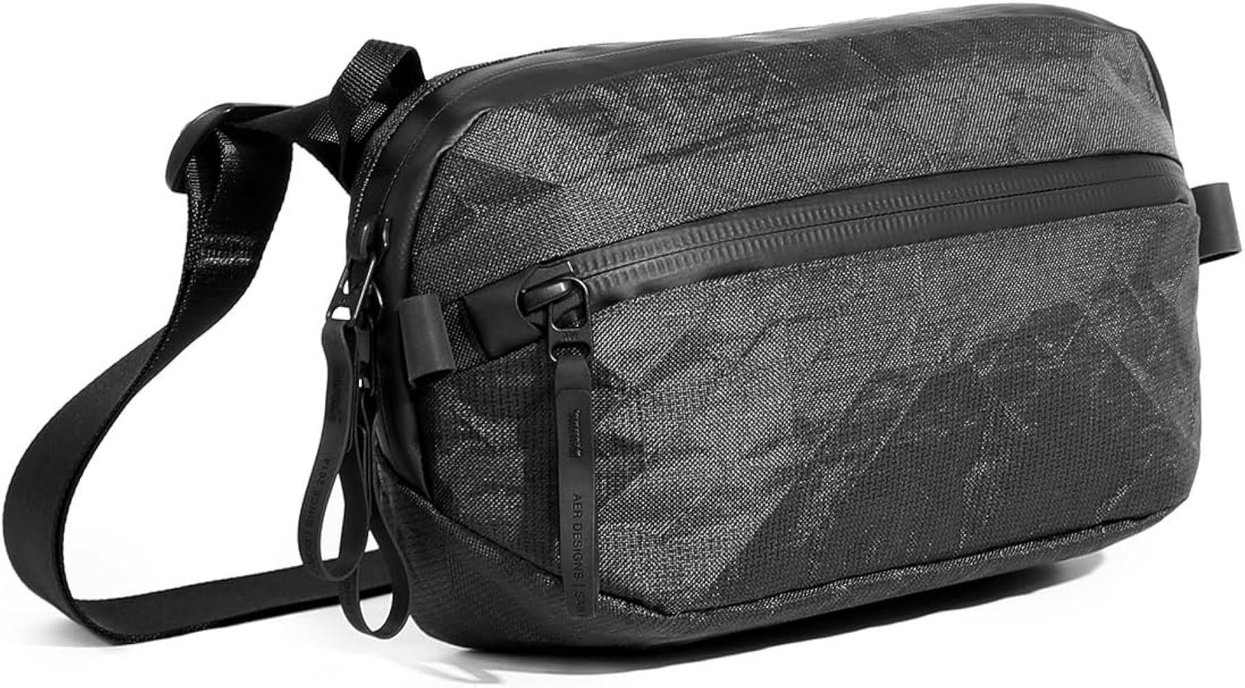 Amazon | [エアー] Ultra Collection Day Sling 3 Ultra ボディバッグ