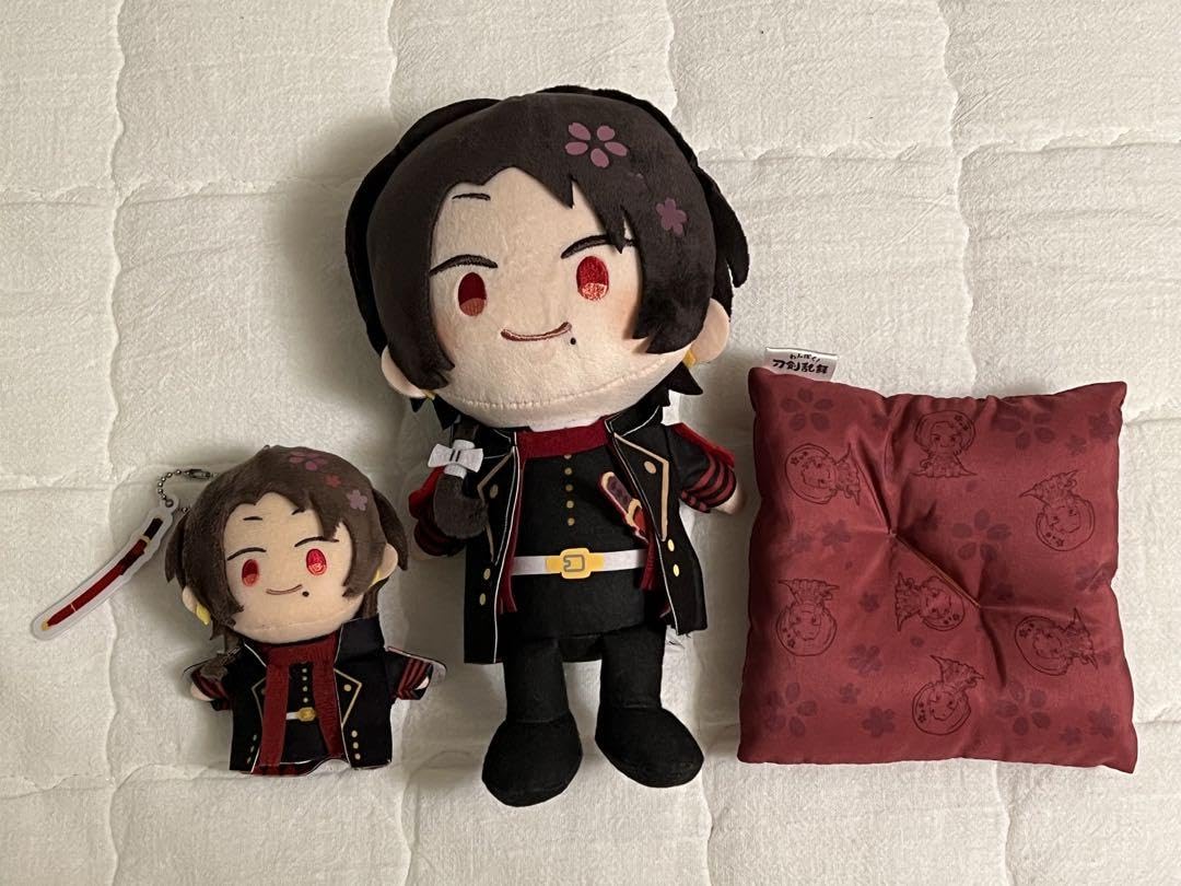 Amazon.co.jp: わんぱく 刀剣乱舞 ぬいぐるみ 指の上 座布団 加州清光