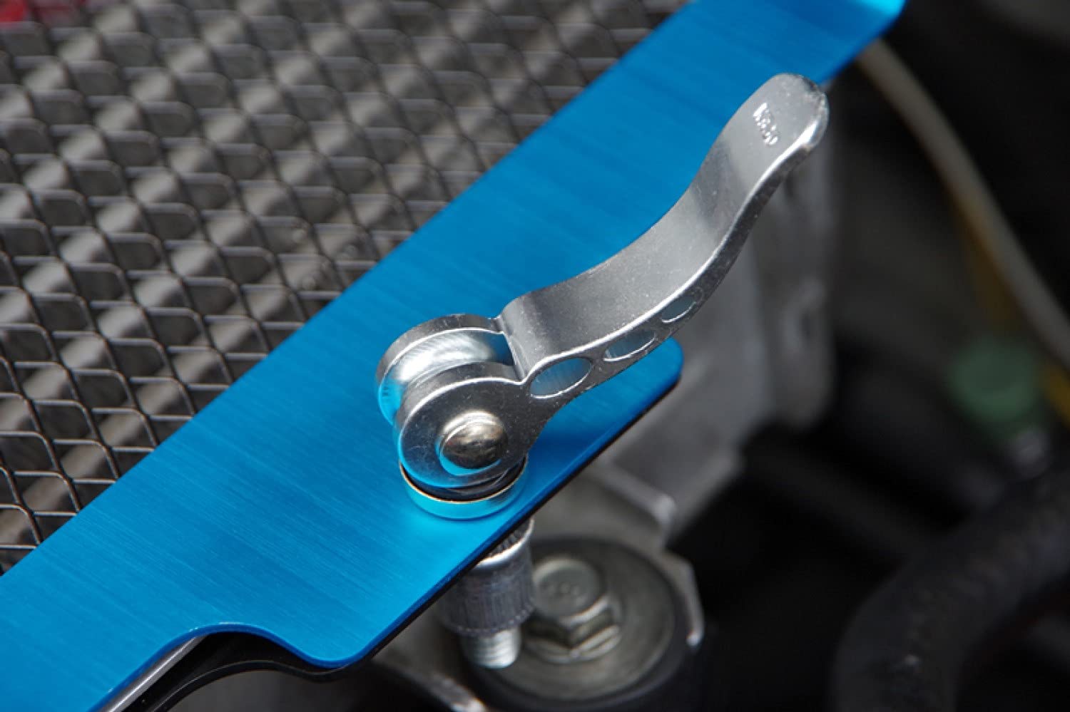 Amazon | クスコ (CUSCO) 【インタークーラー保護ネット】 スバル