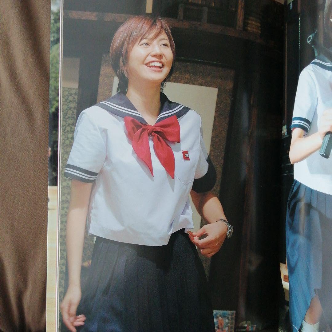 Amazon.co.jp: 初版長澤まさみ写真集 セーラー服と機関銃 : おもちゃ