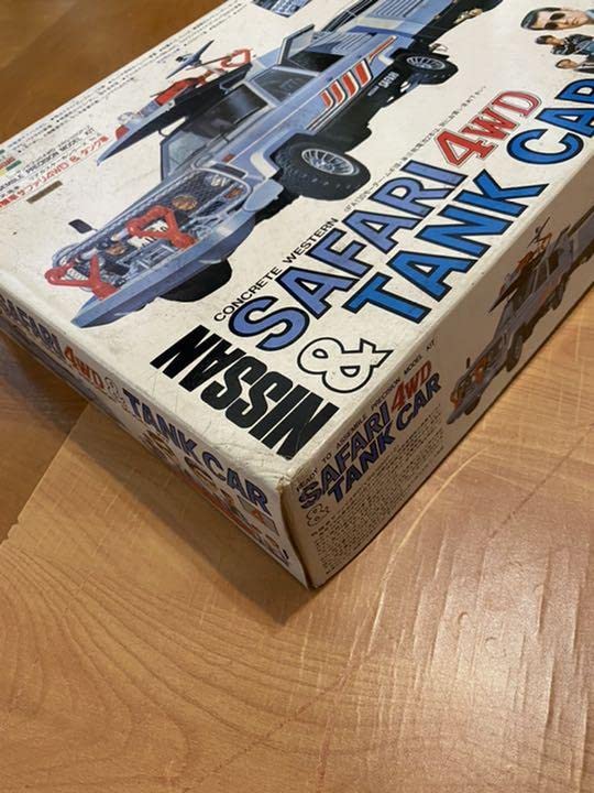 Amazon.co.jp: 西部警察プラモデル サファリ4WD &タンクカー アオシマ