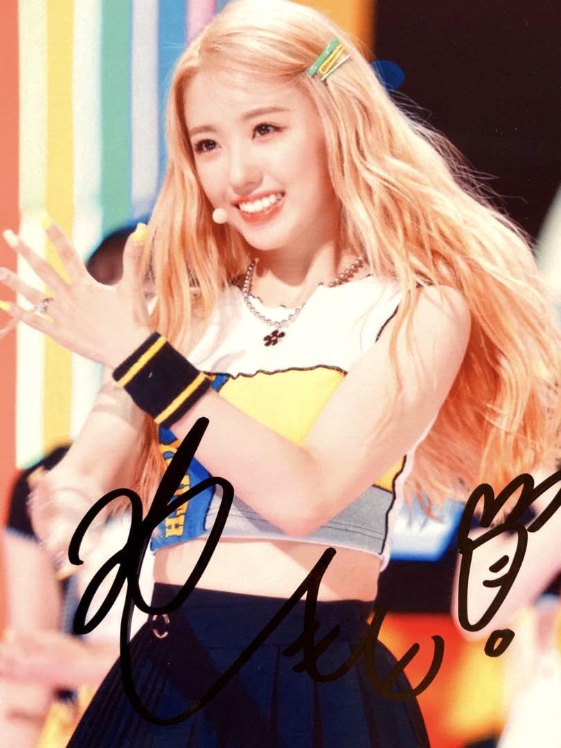 Amazon.co.jp: カンイェソ直筆サイン入り2Lサイズ写真…Kang Ye-seo