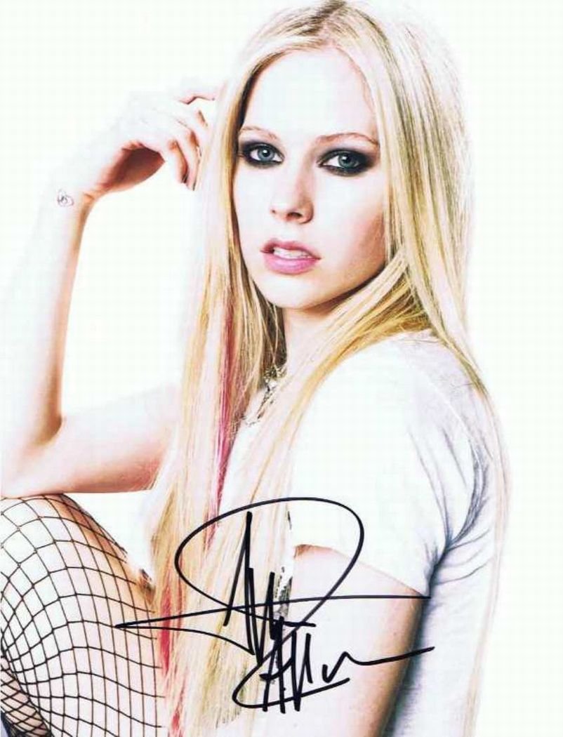 Amazon.co.jp: ◇直筆サイン ◇アヴリル ラヴィーン ◇Avril Lavigne