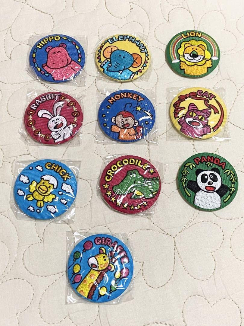Amazon.co.jp: たべっ子 どうぶつ 刺繍缶バッジ コンプリート セット