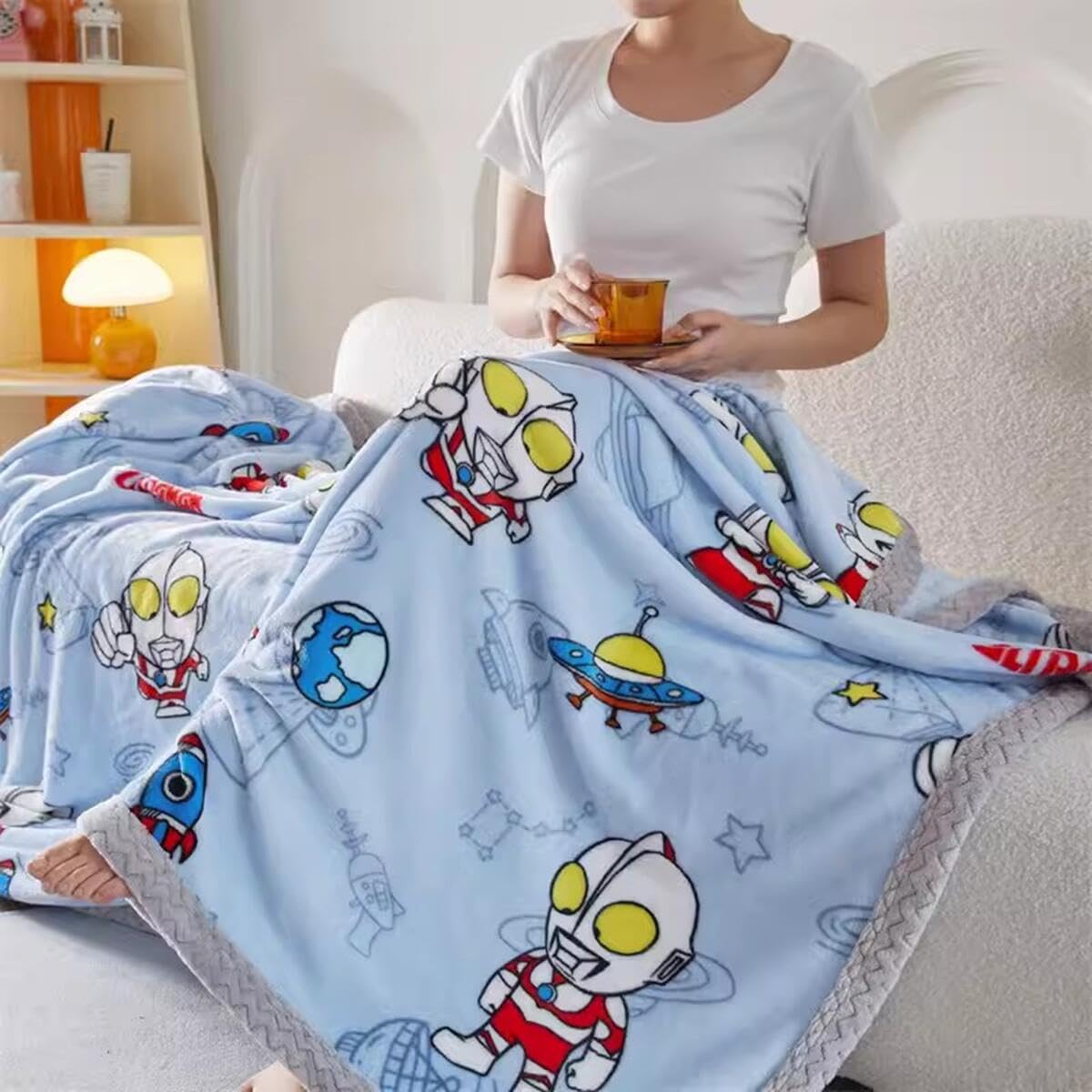Amazon.co.jp: ウルトラマン 毛布 掛け毛布 フランネルブランケット