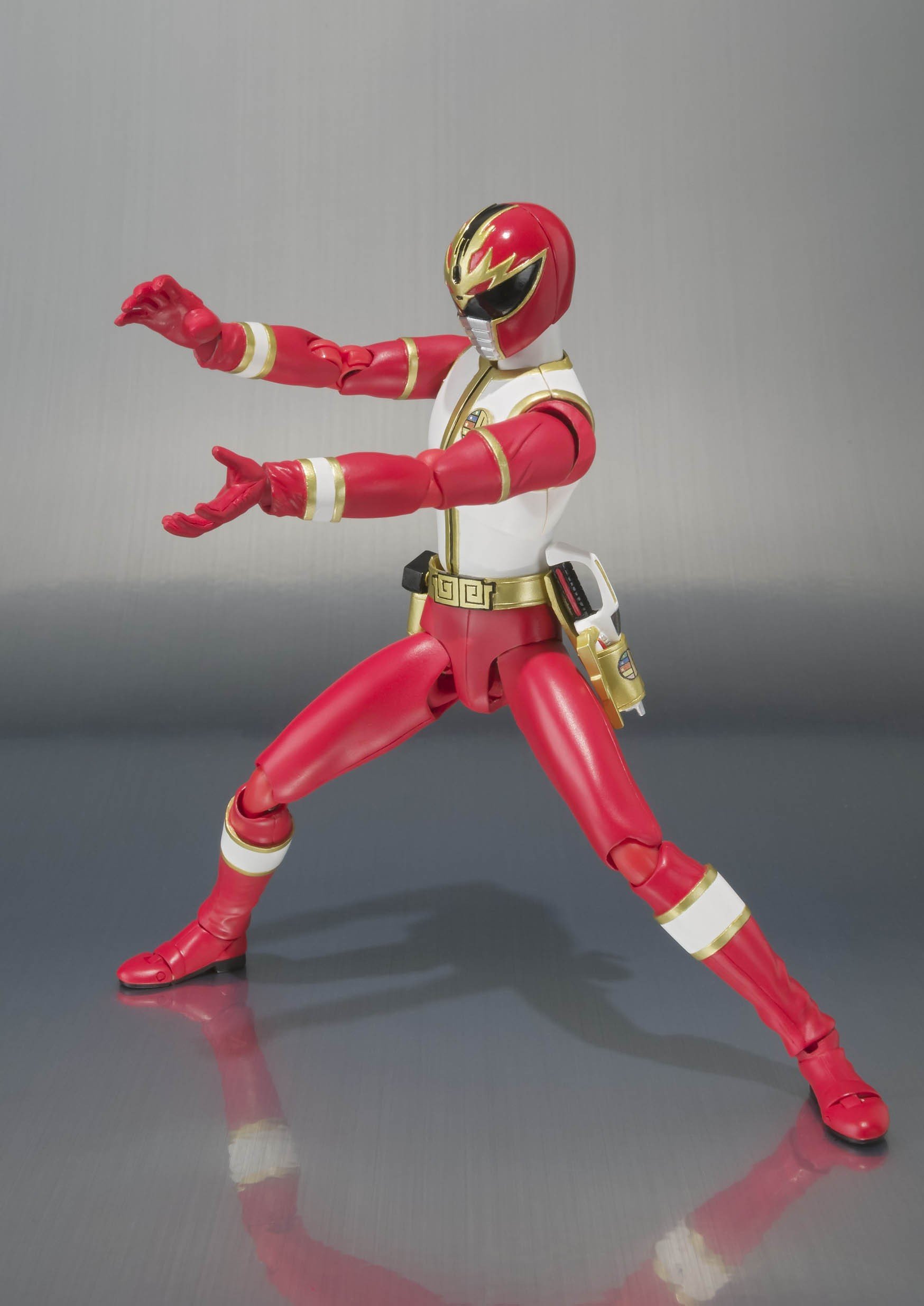 Amazon.co.jp: TAMASHII NATIONS S.H.フィギュアーツ リュウレンジャー