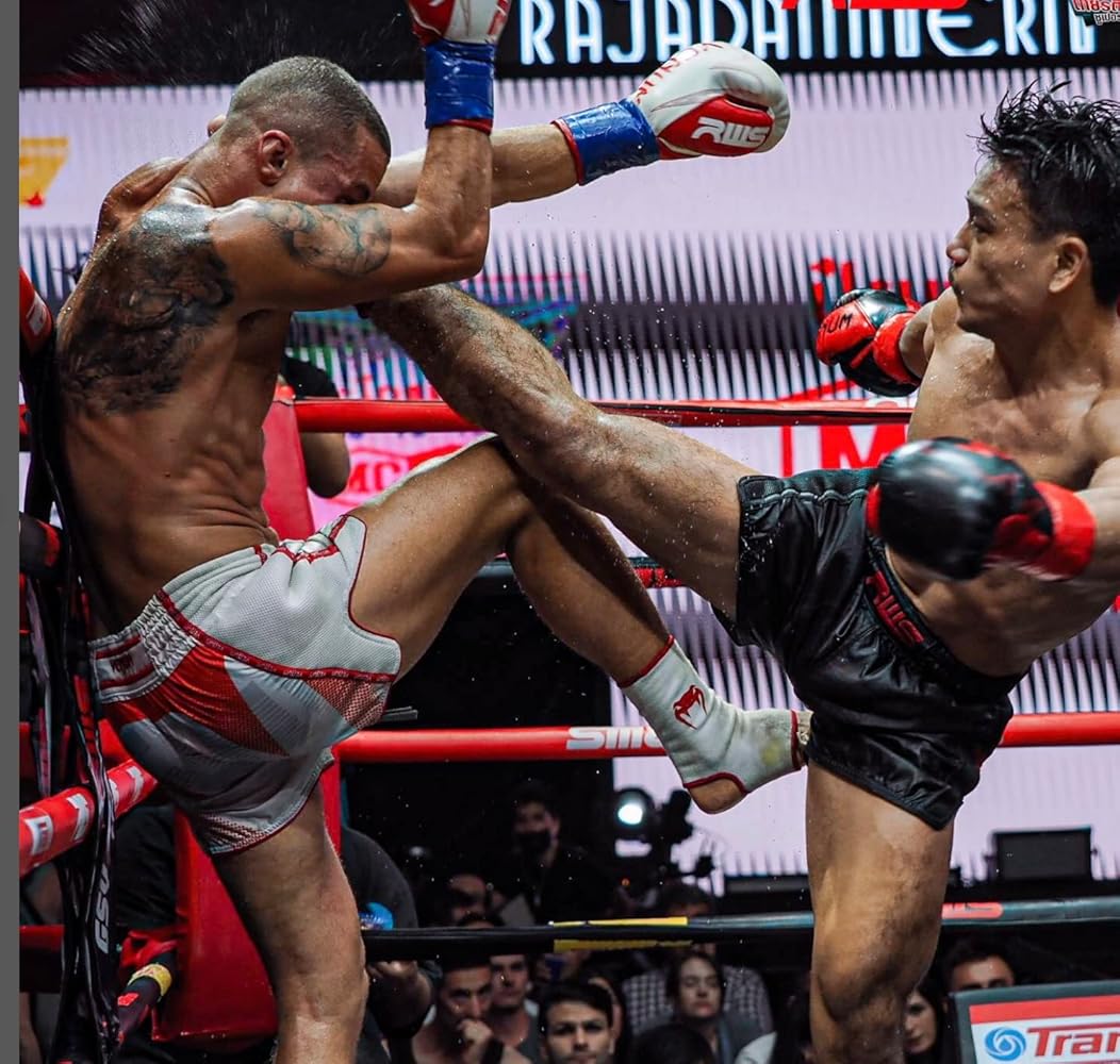 Amazon.co.jp: VENUM RWS ラジャダムナン ワールドシリーズ ムエタイ