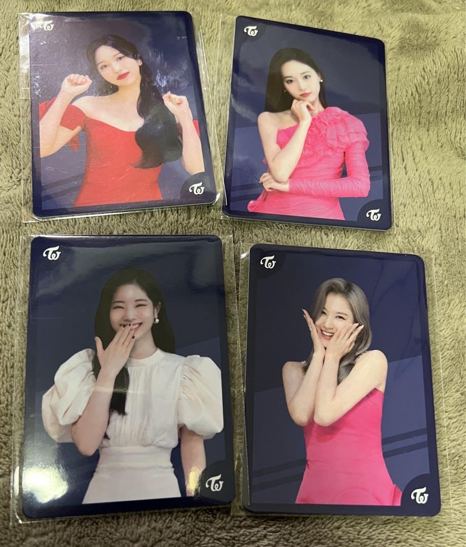 Amazon.co.jp: TWICE じゃんけんトレカ : おもちゃ