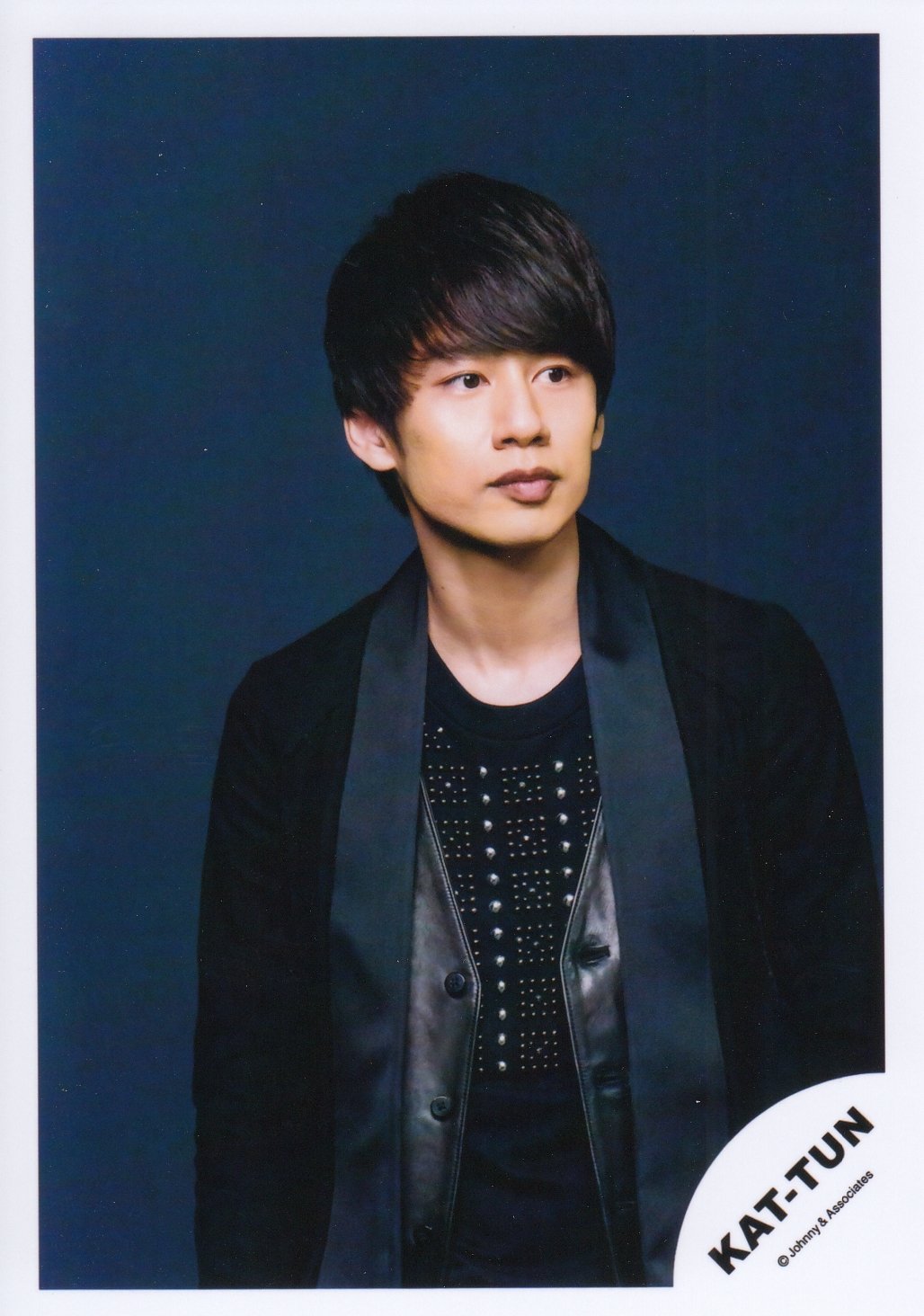 Amazon.co.jp: KAT-TUN 公式生写真 （中丸雄一）KA00206 : おもちゃ