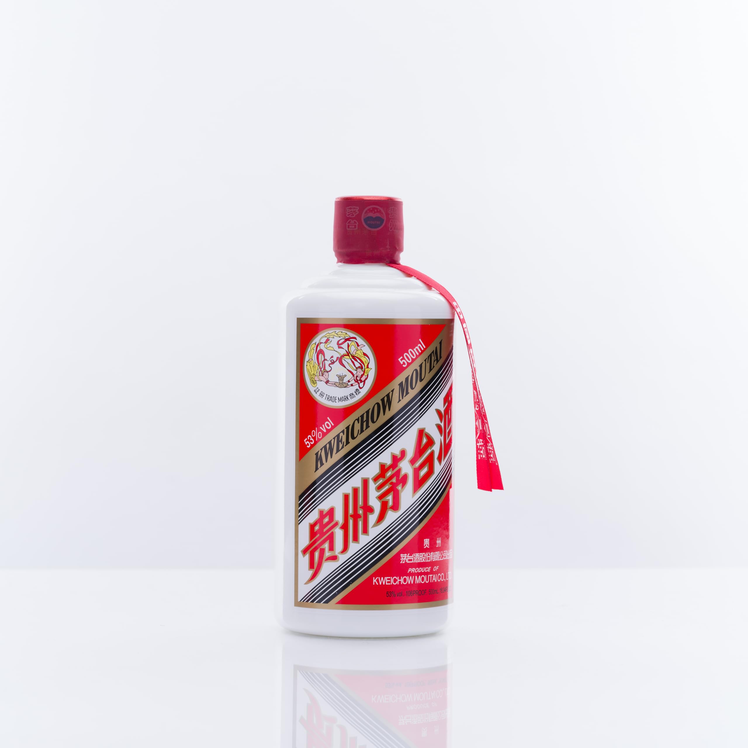 Amazon.co.jp: 貴州茅台酒 飛天 アルコール53度500ml 2025年 箱付