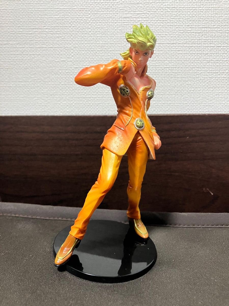 Amazon.co.jp: ジョジョの奇妙な冒険DXポージングフィギュアジョルノ